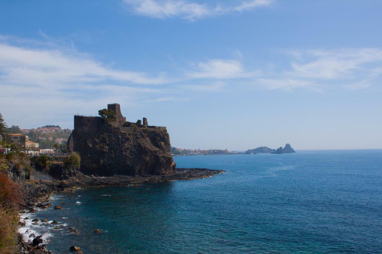 Villa Rama Aci Castello Eksteriør billede